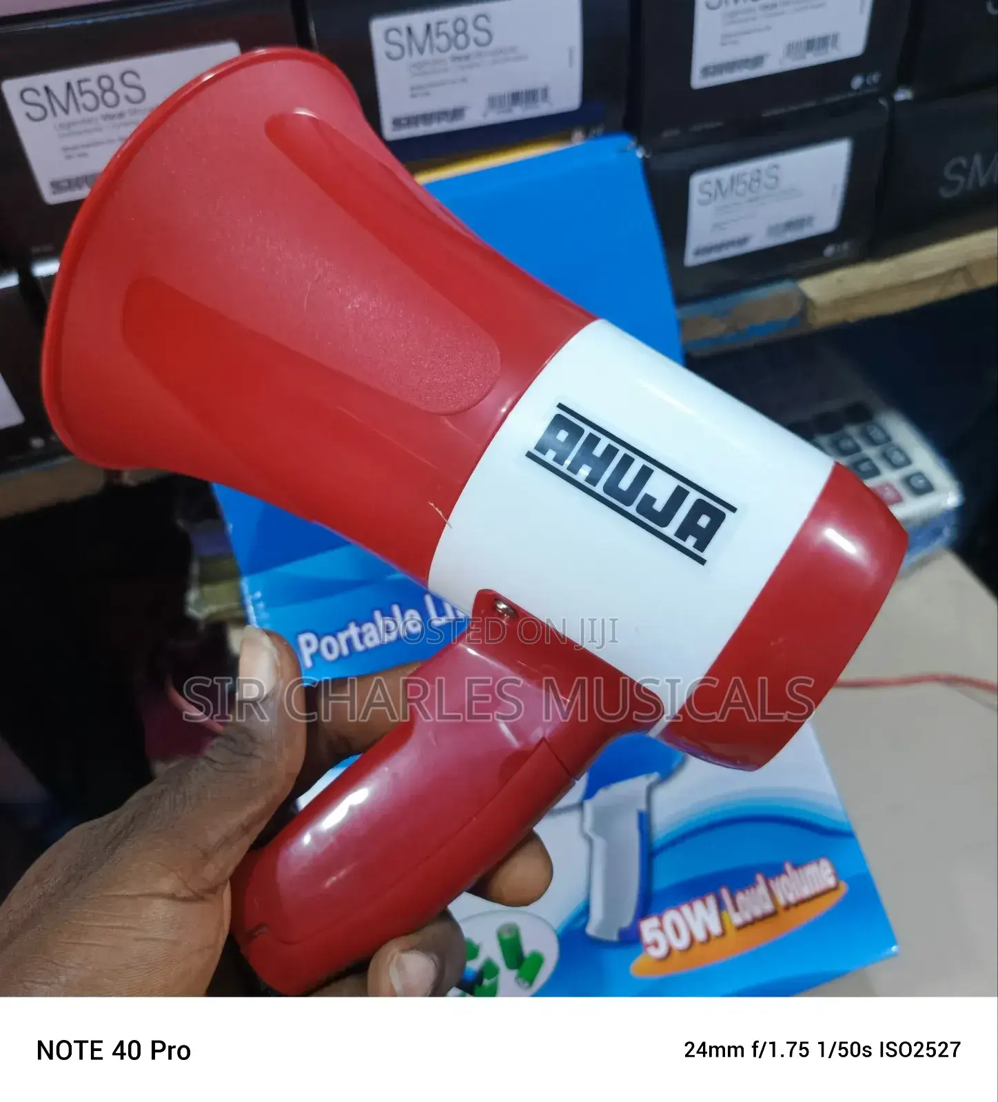 Ahuja Portable Lithium Megaphone