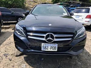 Mercedes-Benz C300 2015 Black