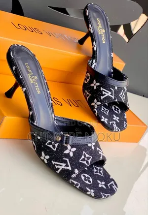 Slippers Shoes