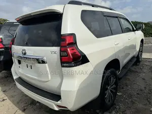 Toyota Land Cruiser Prado 2022 White