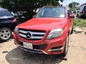 Mercedes-Benz GLK-Class 2015 Red