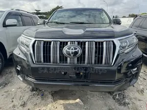 Toyota Land Cruiser Prado 2022 Black