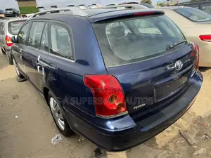 Toyota Avensis 2006 Blue