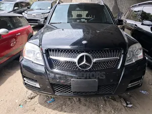 Mercedes-Benz GLK-Class 350 2012 Black