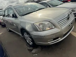 Toyota Avensis 1.8 VVT-i 2006 Silver