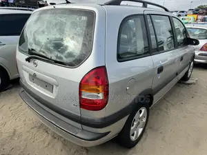 Opel Zafira 1.8 Automatic 2005 Silver