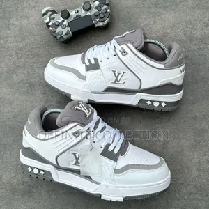 LOUIS VUITTON Luxury Sneakers