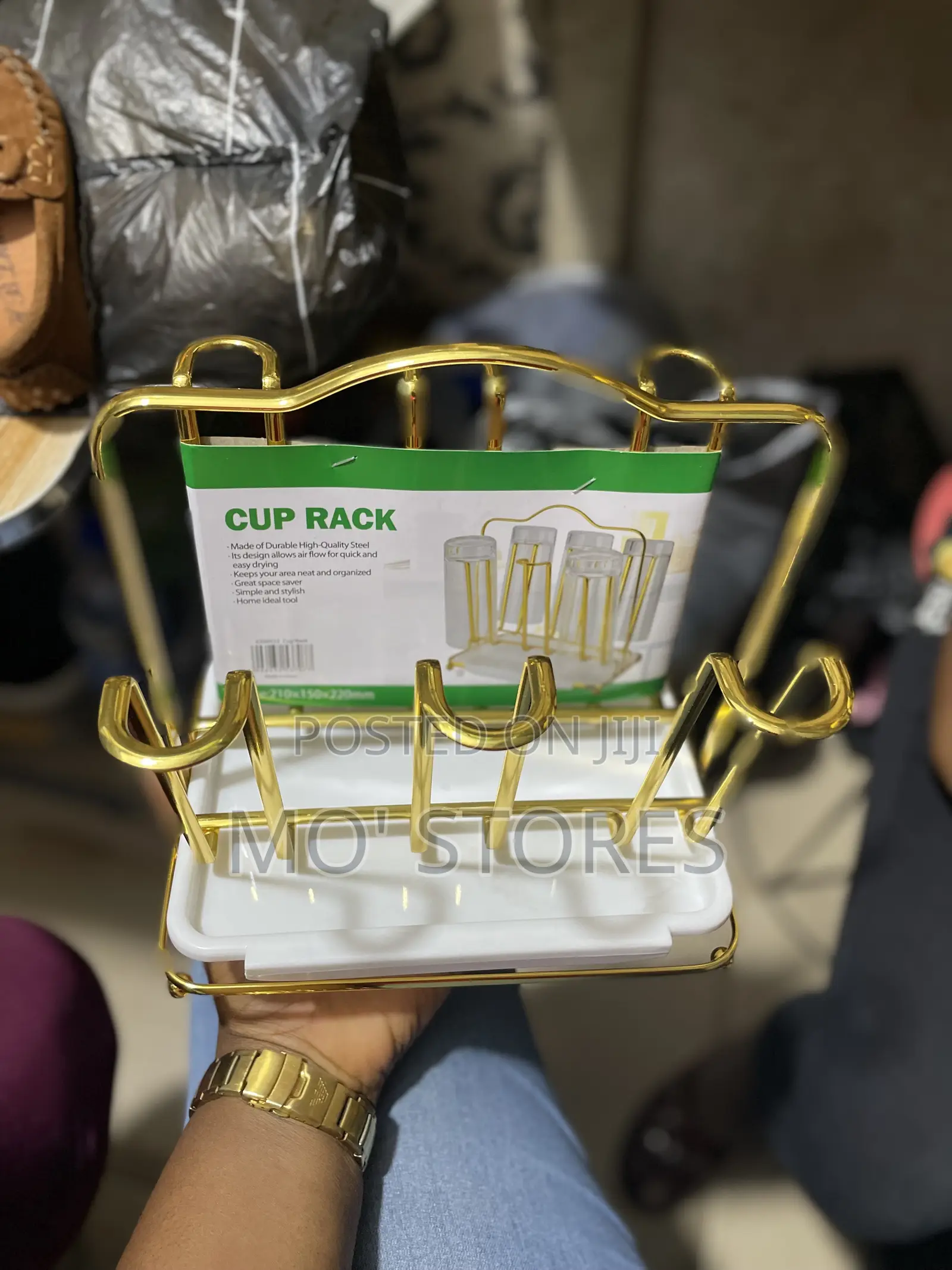 Beautiful Gold Cup Rack