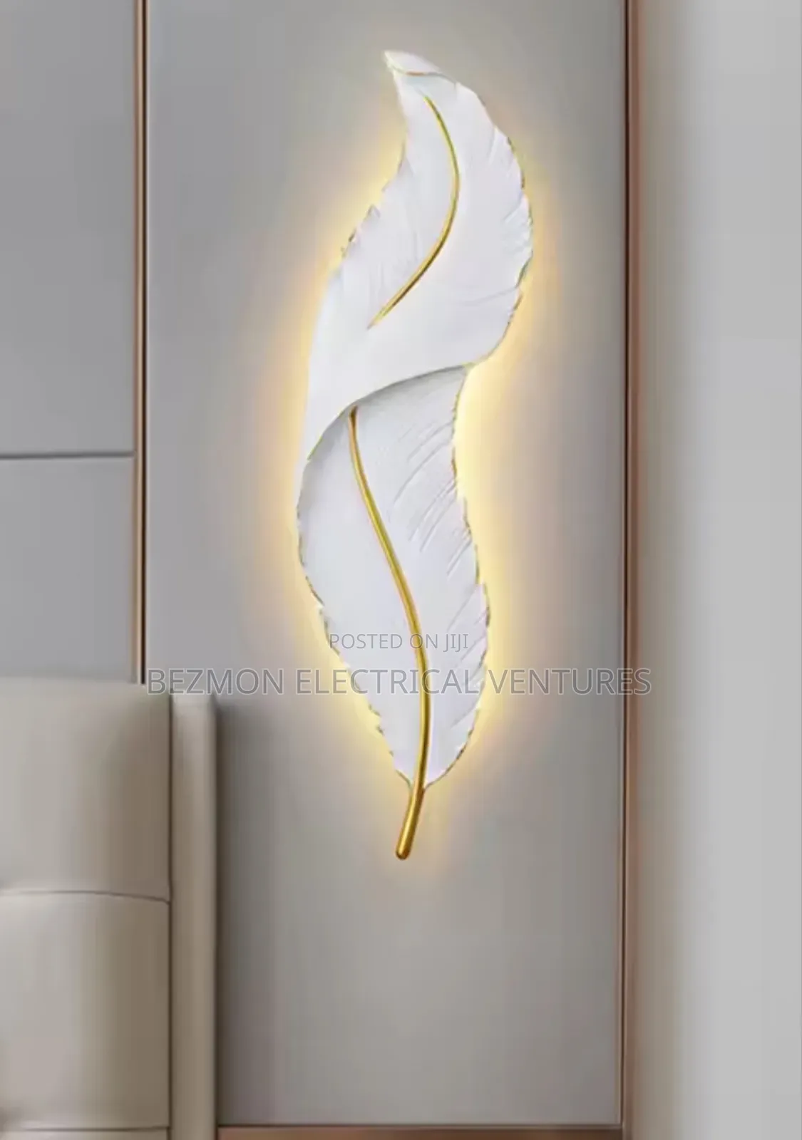 Leaf Wall Bracket Available for Sale