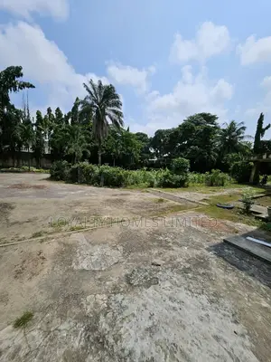 Dry and Lovely Mixed Use Land