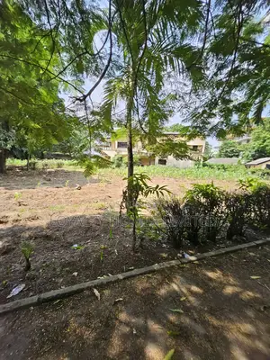 Land Selling Hot in a Great Neighbourhood