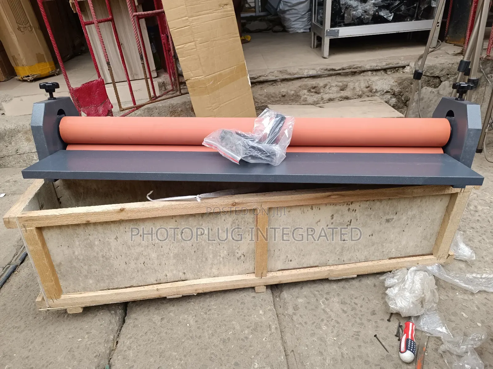 Cold Canvassing / Laminating Machine 39"