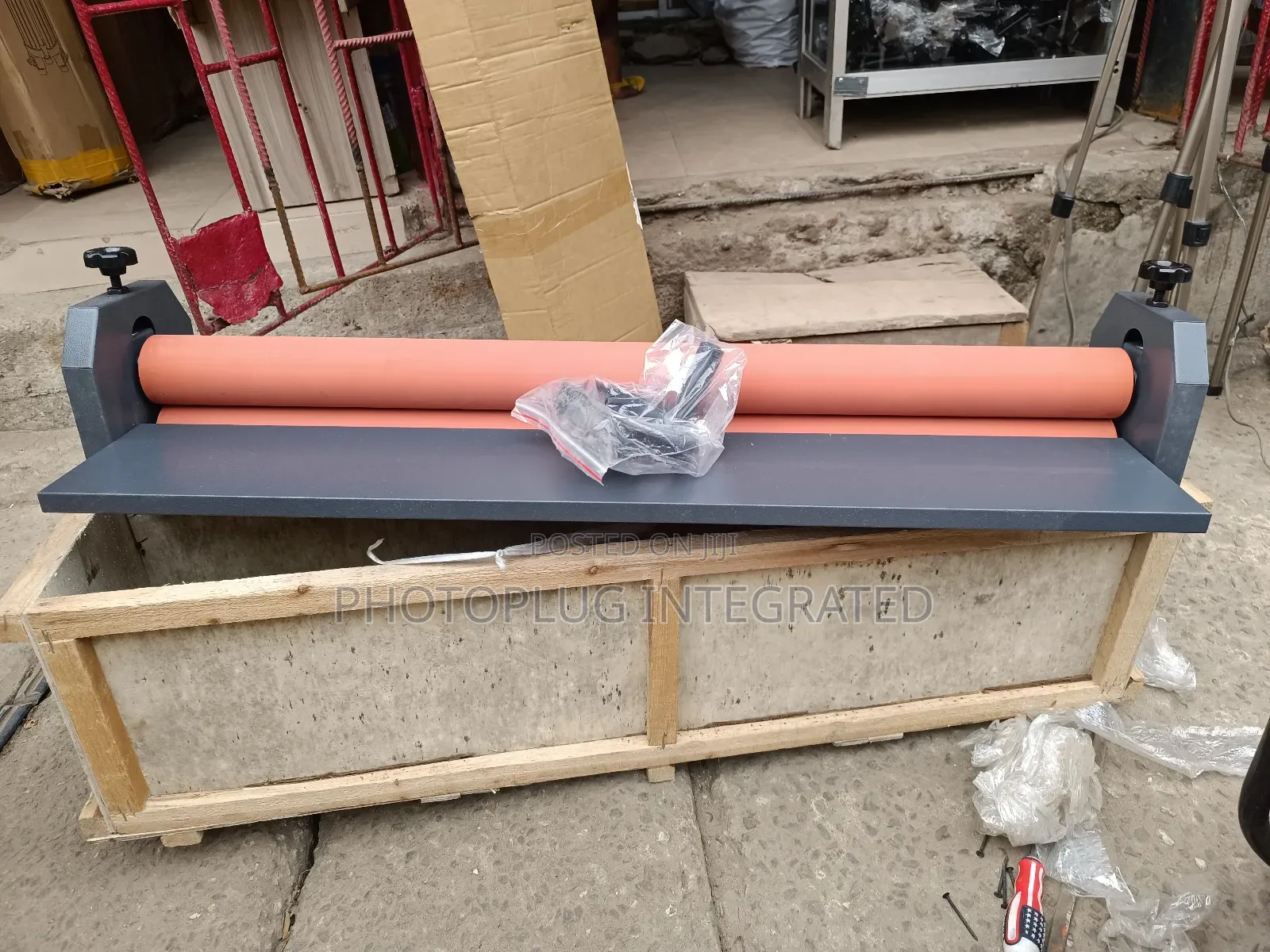 Cold Canvassing / Laminating Machine 39"