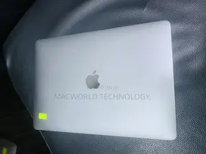 Laptop Apple MacBook Pro 2017 16GB Intel Core I7 SSD 512GB