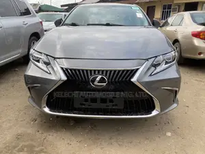 Lexus ES 350 FWD 2015 Gray