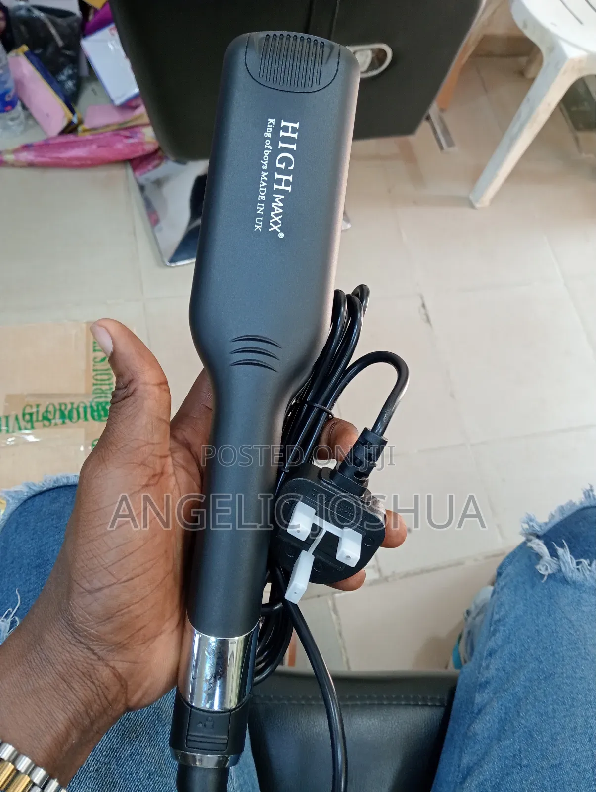 High Max Straightener