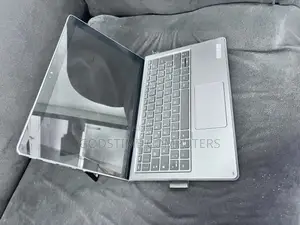 New Laptop HP Pro X2 612 G2 8GB Intel Core I5 SSD 256GB
