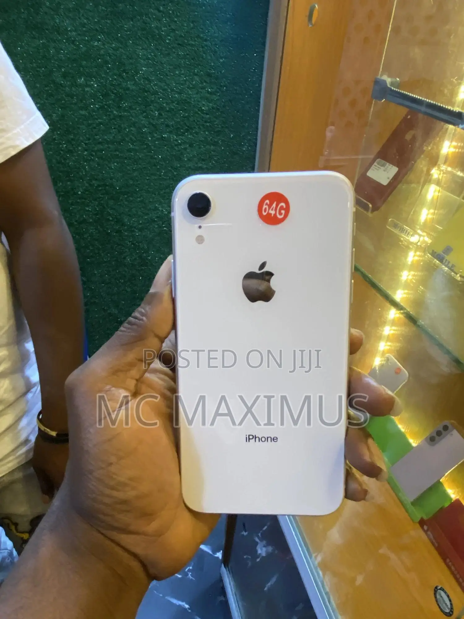 Apple iPhone XR 64 GB White