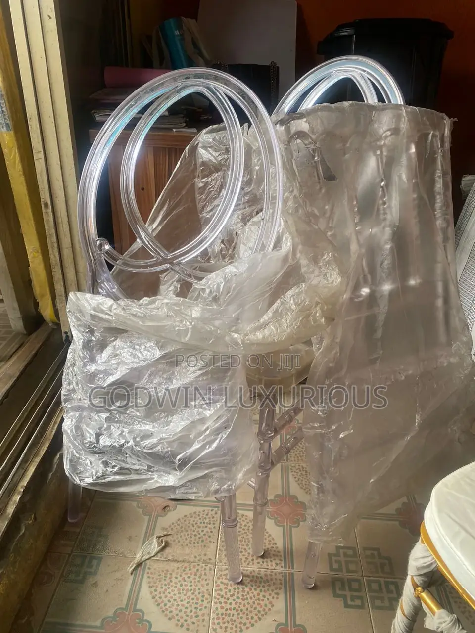 Clear Dior Chairs