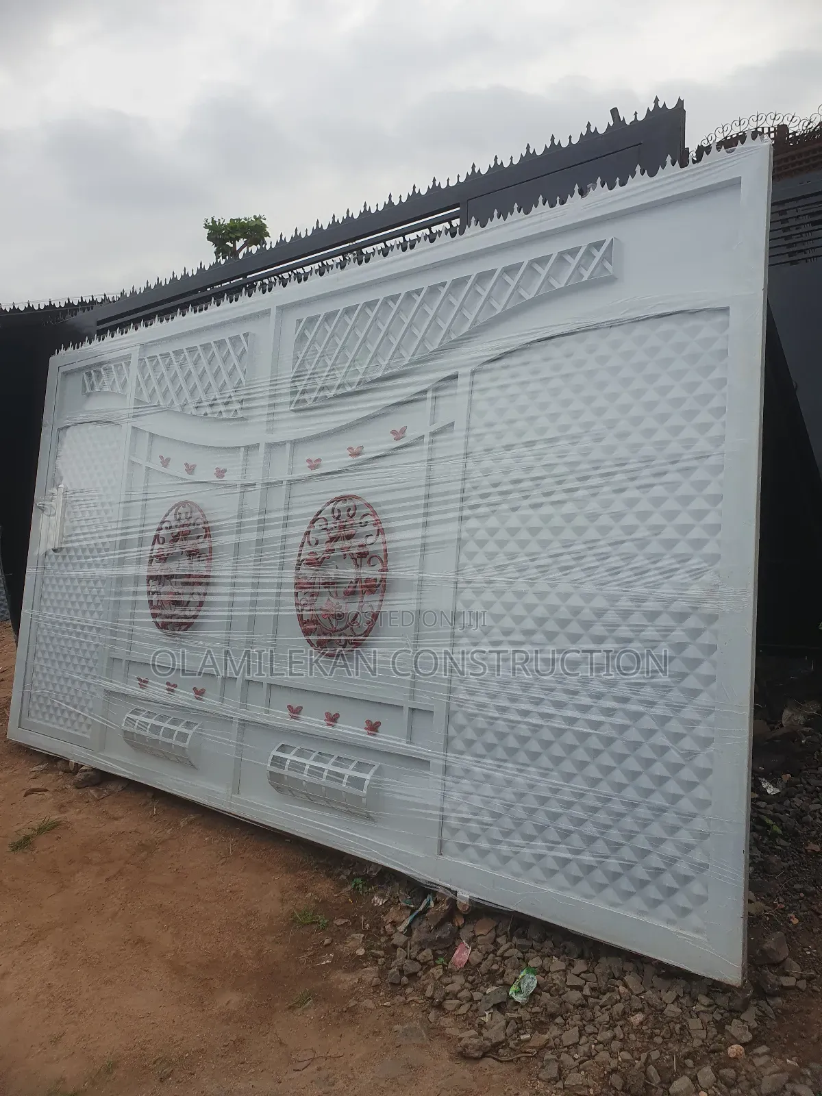 Sliding Gate