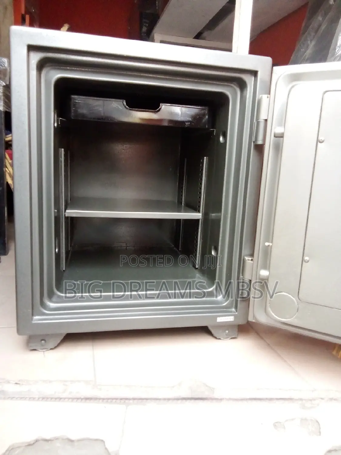 Fsl 104 Analogue Fireproof Safe