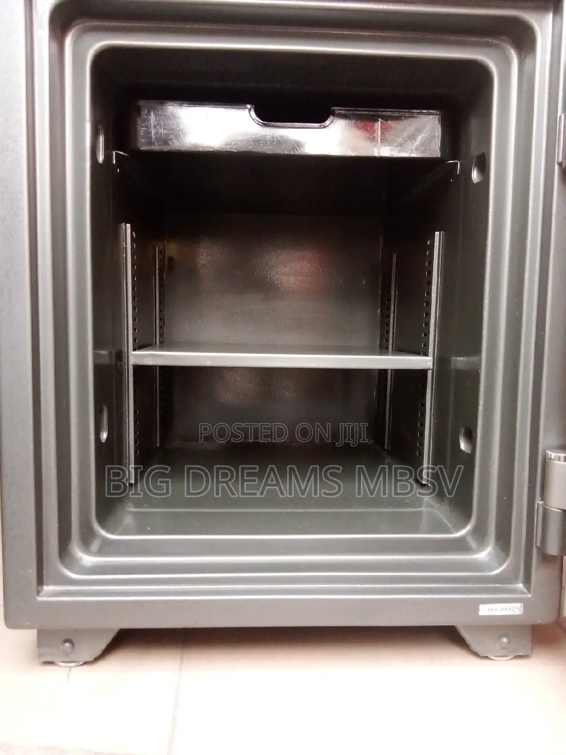 Fsl 104 Analogue Fireproof Safe