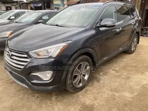 Hyundai Santa Fe 2015 Gray
