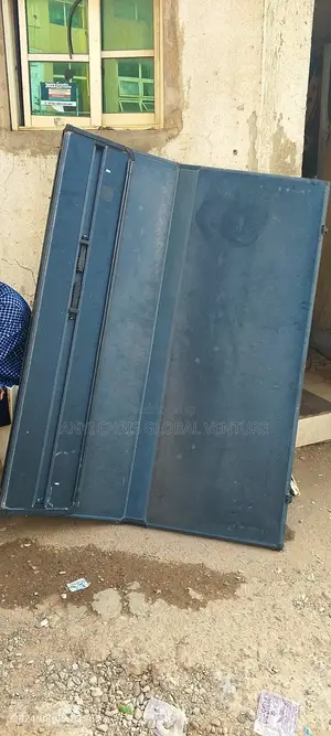 Booth Cover Fiber Flooding Hilux