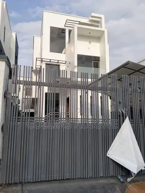 4bdrm Duplex in Orchid By Chevron for sale