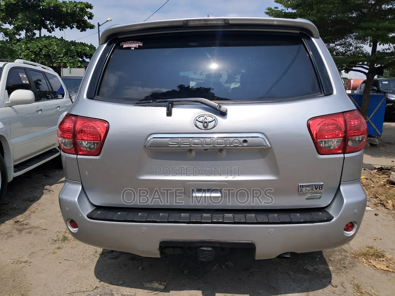 Toyota Sequoia 2015 Silver