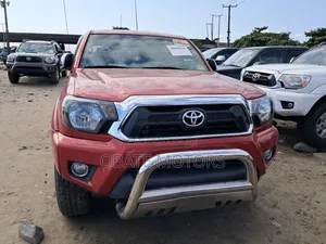Toyota Tacoma TRD PRO V6 4dr Access Cab 4WD 6.1 ft. SB (4.0L 6cyl 5A)