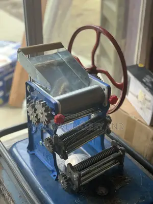 Commercial Manual Chin-Chin Cutter