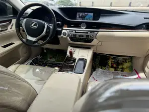Lexus ES 350 FWD 2013 Black