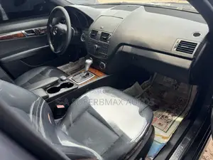 Mercedes-Benz C300 2010 Gray