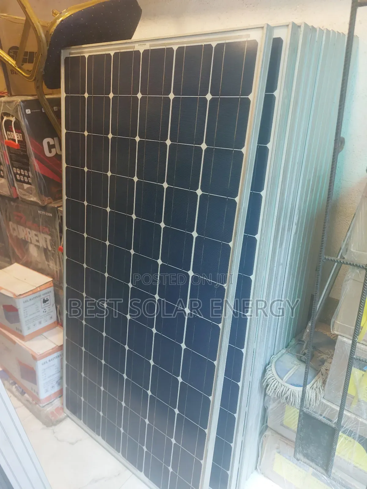 Best Quality 300w Canadian Panel 72cell