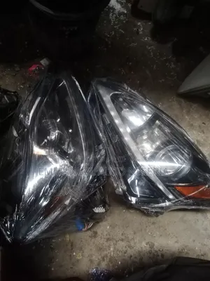 Headlight Is250 2012/2013