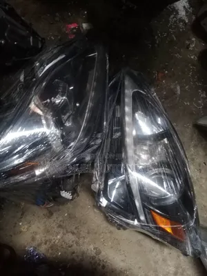 Headlight Is250 2012/2013