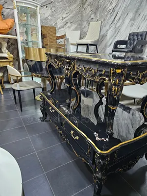 Royal Centre Table Set