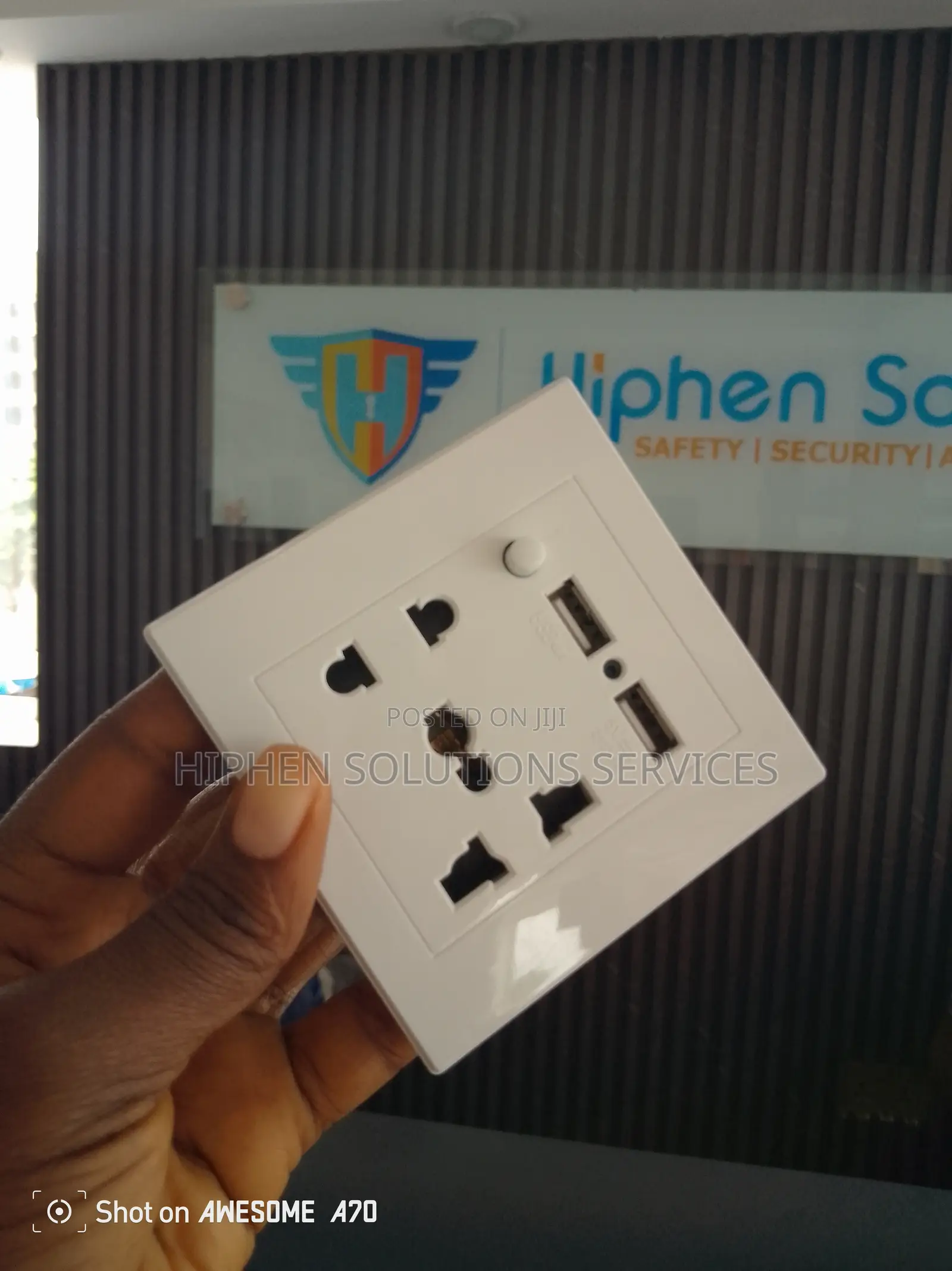 Spy Electric Socket Hidden CCTV Camera