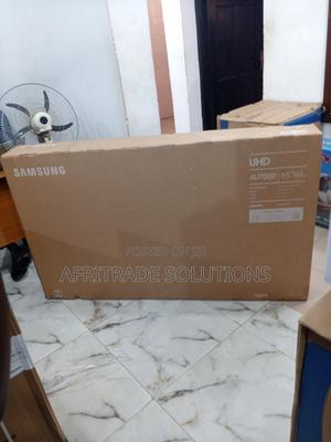 New 65" AU7000 UHD Smart TV - Samsung
