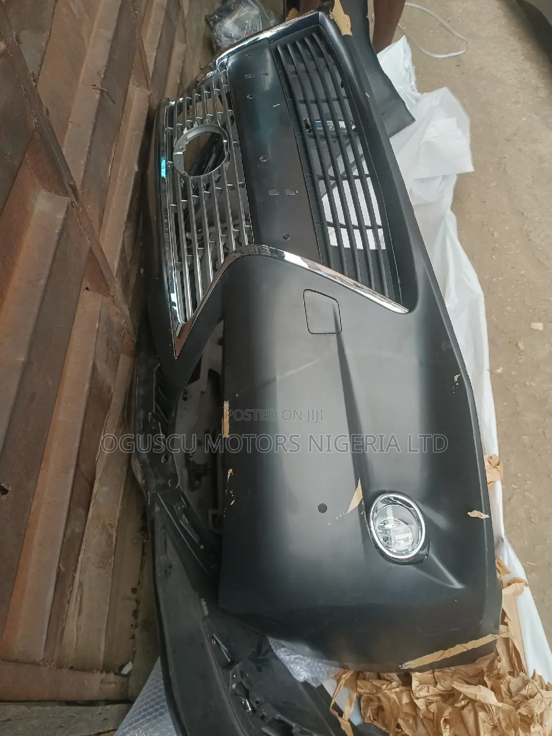 Complete Front Bumper Es350 2013 Model