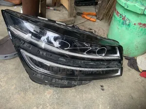 Headlamp Hyundai Genesis 2022 Model