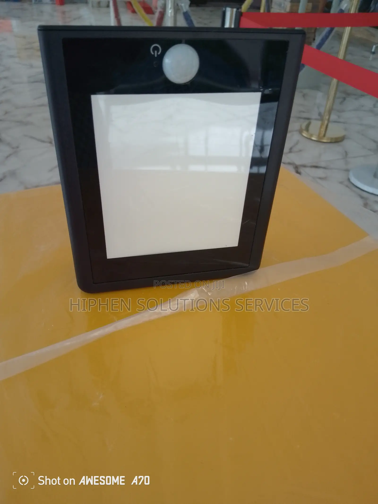 LED Solar Powered Wall Light Sensor Outdoor Lamp