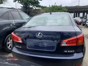 Lexus IS 250 2010 Blue