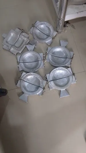 Meat Pie Molder