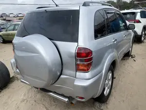 Toyota RAV4 2004 Silver