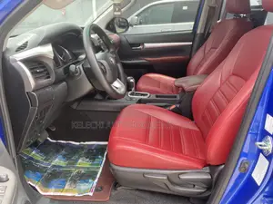 Toyota Hilux 2021 Blue