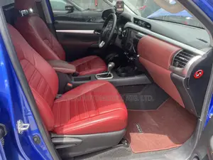 Toyota Hilux 2021 Blue