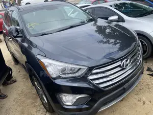 Hyundai Santa Fe 2015 Black