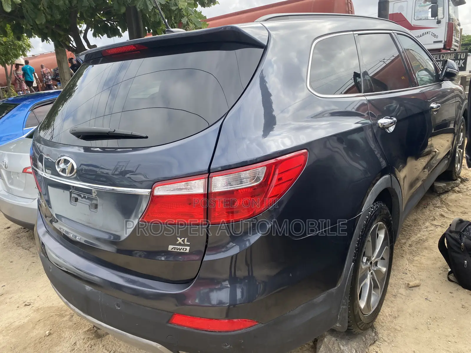 Hyundai Santa Fe 2015 Black